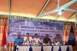 BNN GELAR BIMBINGAN TEKNIS LIFE SKILL PADA MASYARAKAT KAWASAN PEDESAAN DI KABUPATEN GAYO LUES